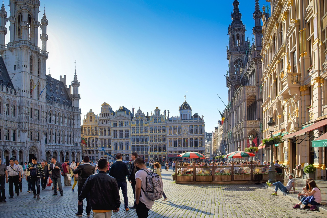 Voyages scolaires au cœur de l’Europe : pourquoi les enseignants 
